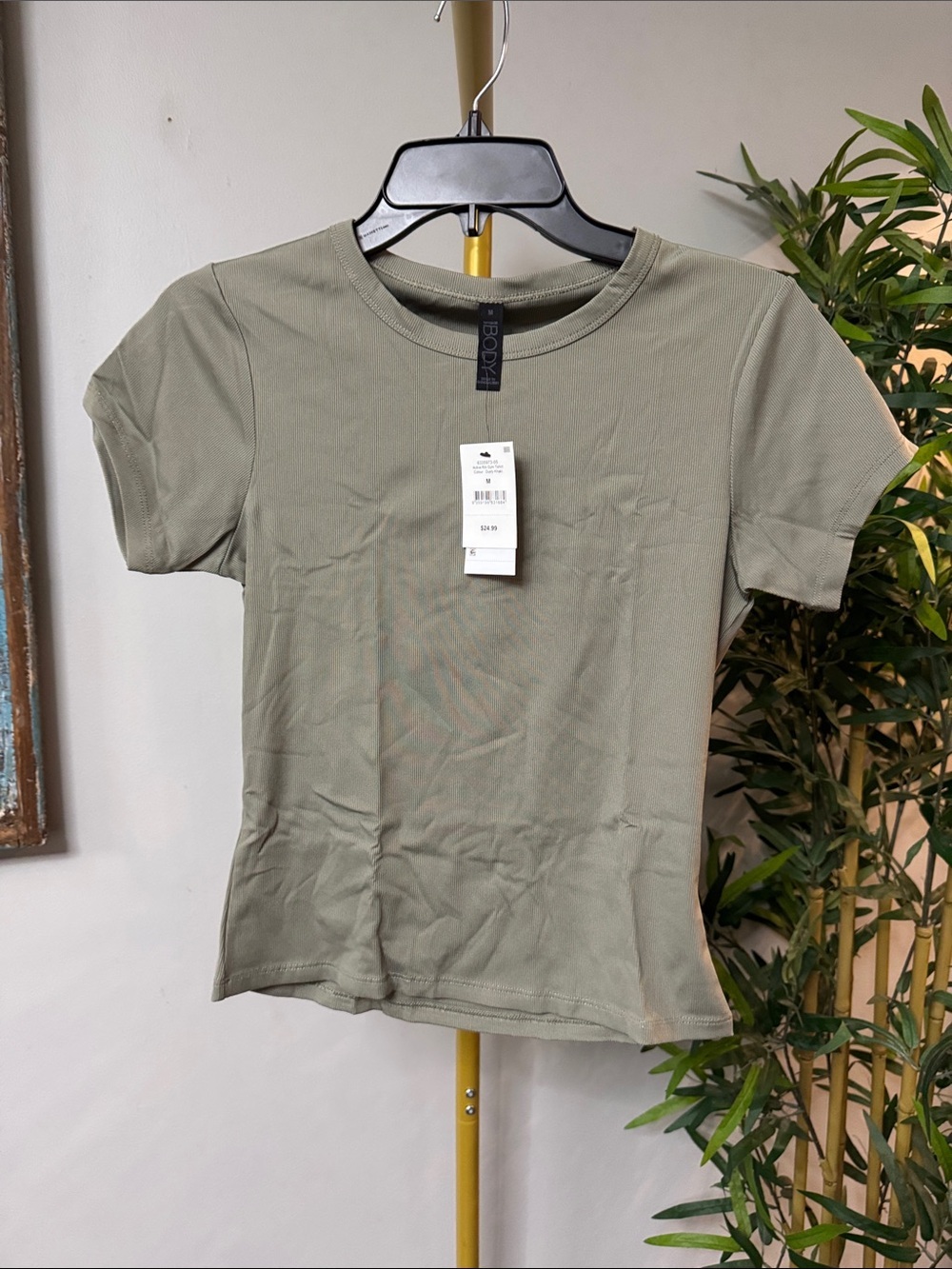 Cotton On body ribbed Short Sleeve Crew Tee - Olive NWT M